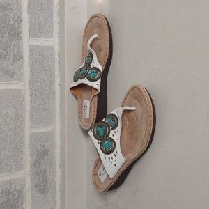 Clark's Artisan Women's White Leather with Silver & Turquoise Beading Sandals 9